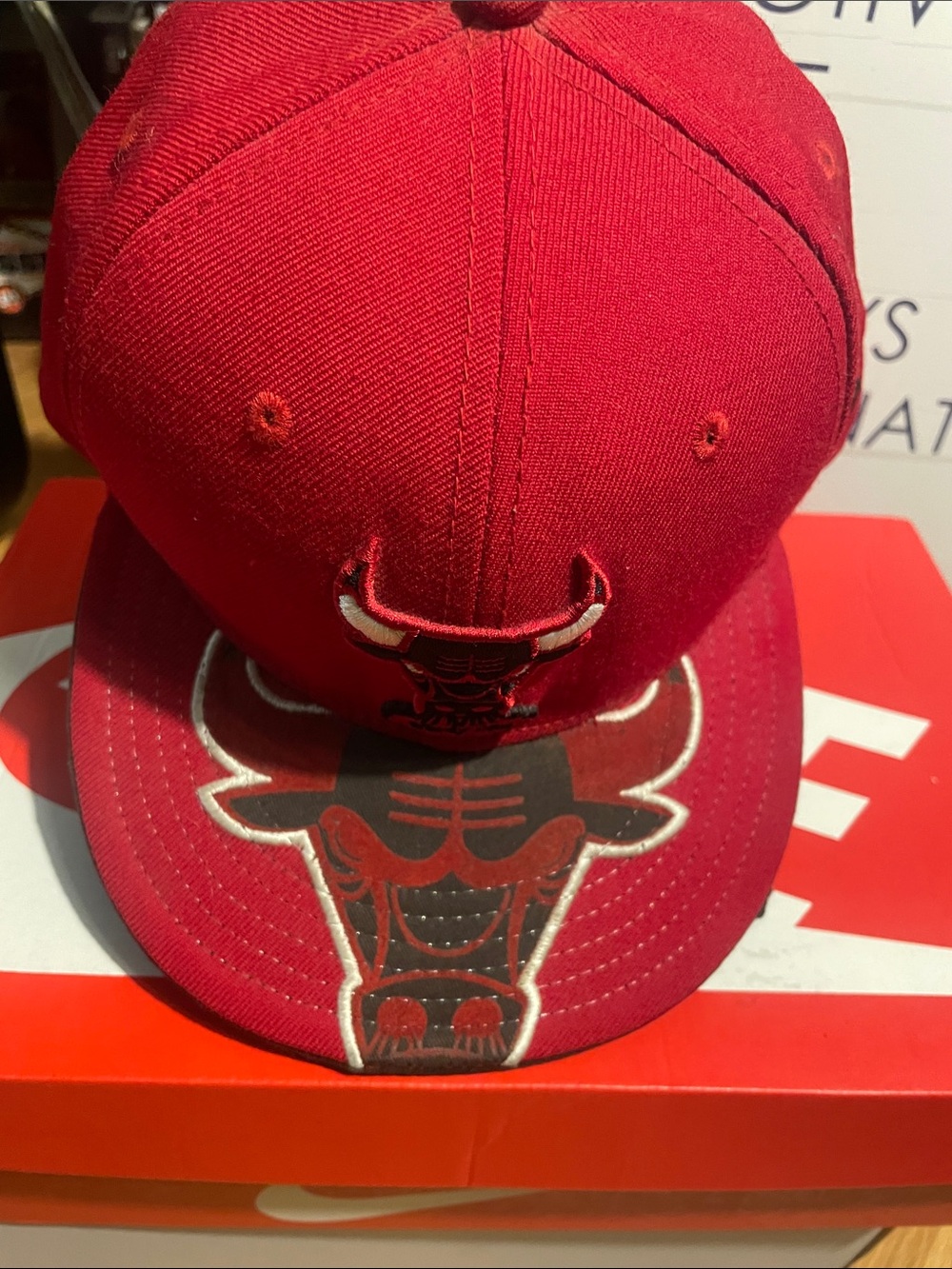 New Era Red Chicago Bulls Graphic Fitted Cap